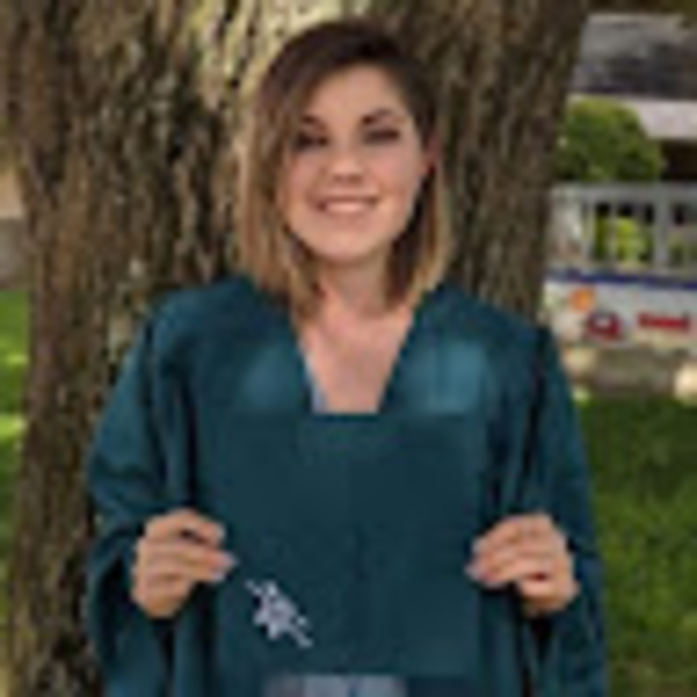 Meet your Posher, Amanda